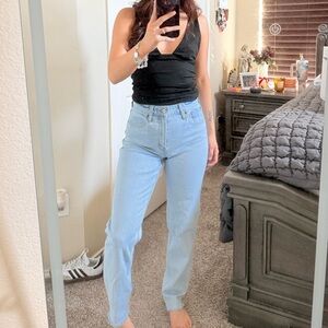 Abercrombie & Fitch Mom Jeans